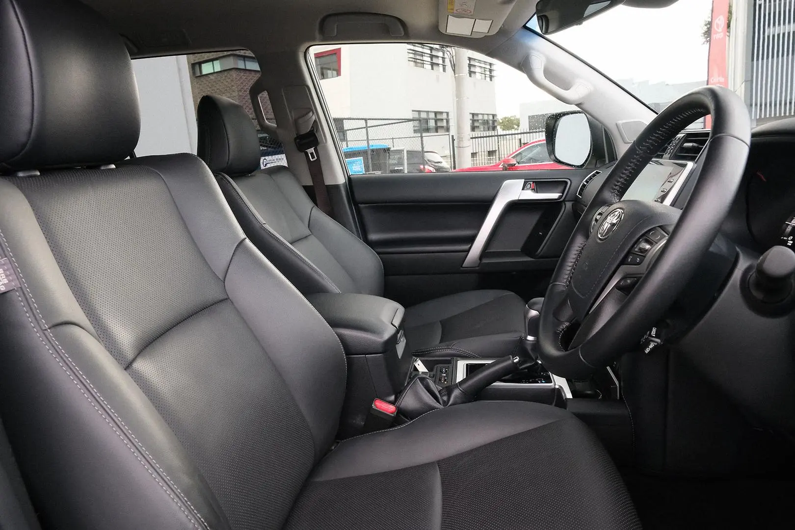 2023 Toyota Landcruiser Prado Gallery Image 14