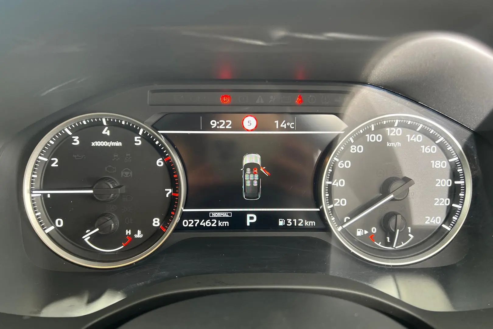 2022 Mitsubishi Outlander Gallery Image 18