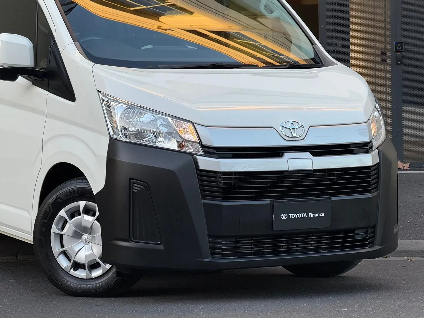 2019 Toyota Hiace Gallery Image 3