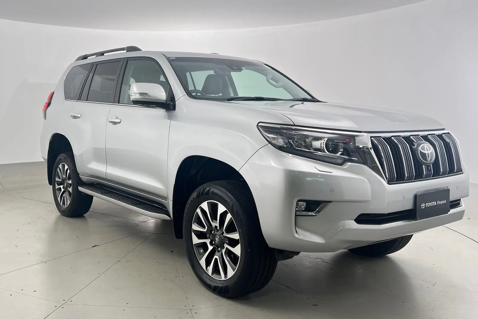 2021 Toyota Landcruiser Prado Gallery Image 1