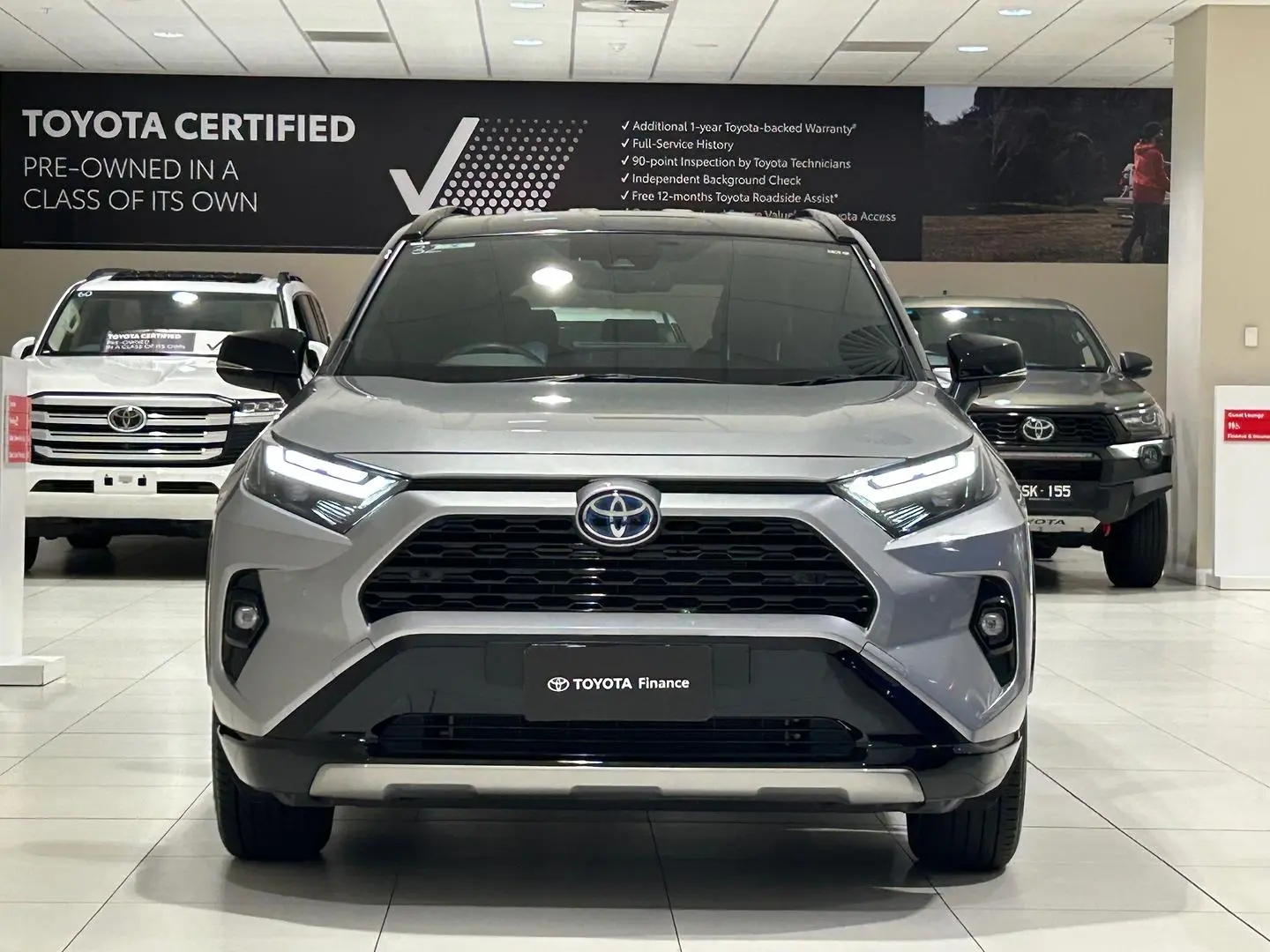2024 Toyota RAV4 Gallery Image 4