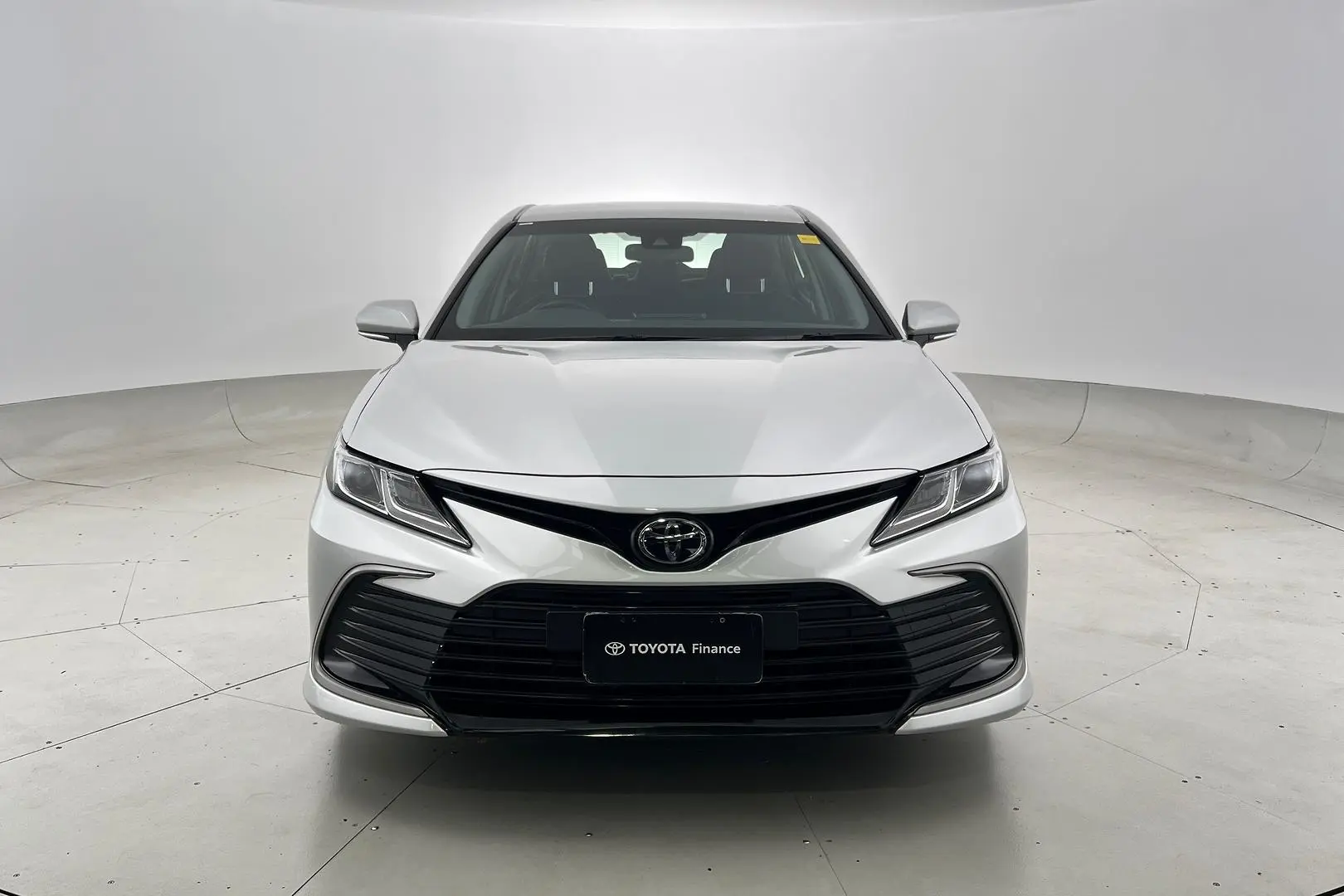 2022 Toyota Camry Gallery Image 10