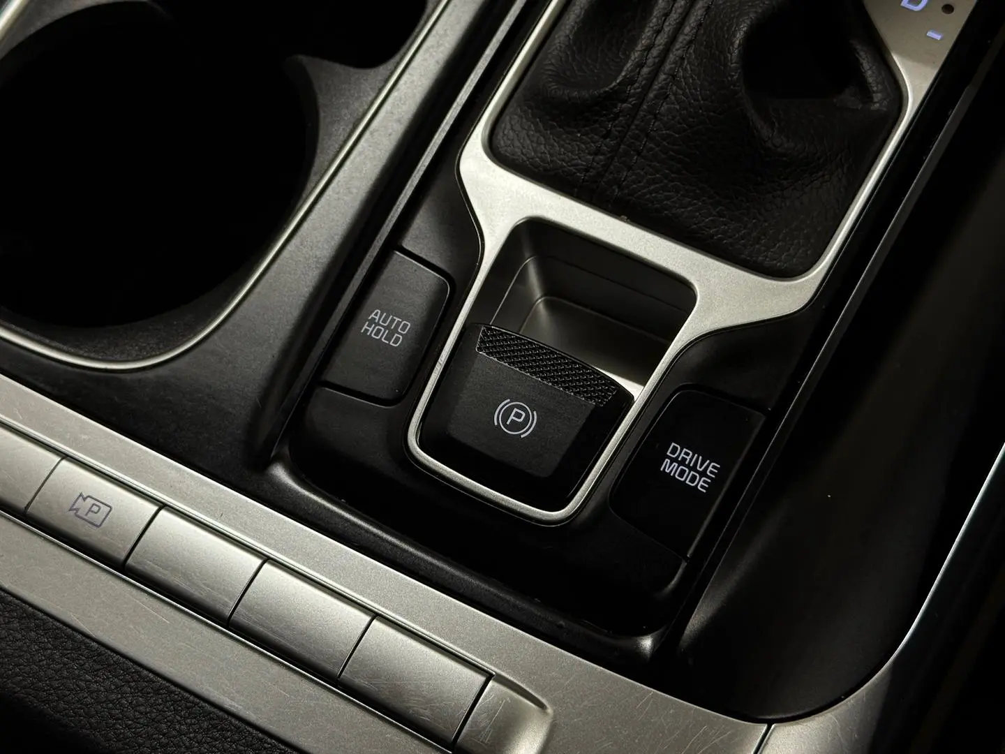 2021 Kia Carnival Gallery Image 22