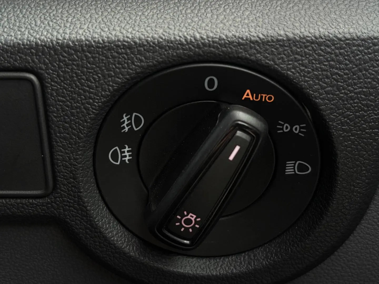 2021 Volkswagen T-Cross Gallery Image 21