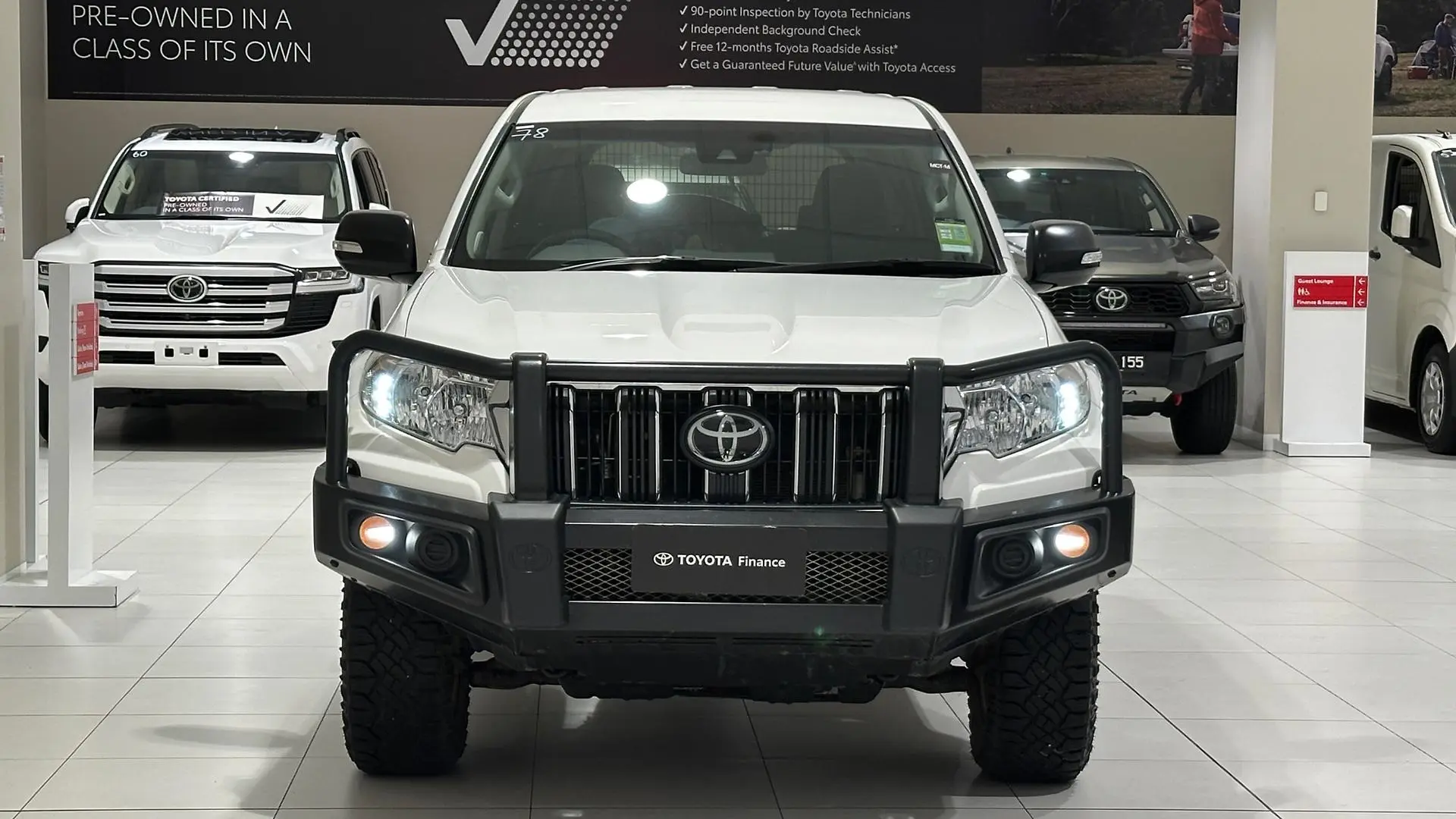2022 Toyota Landcruiser Prado Gallery Image 4