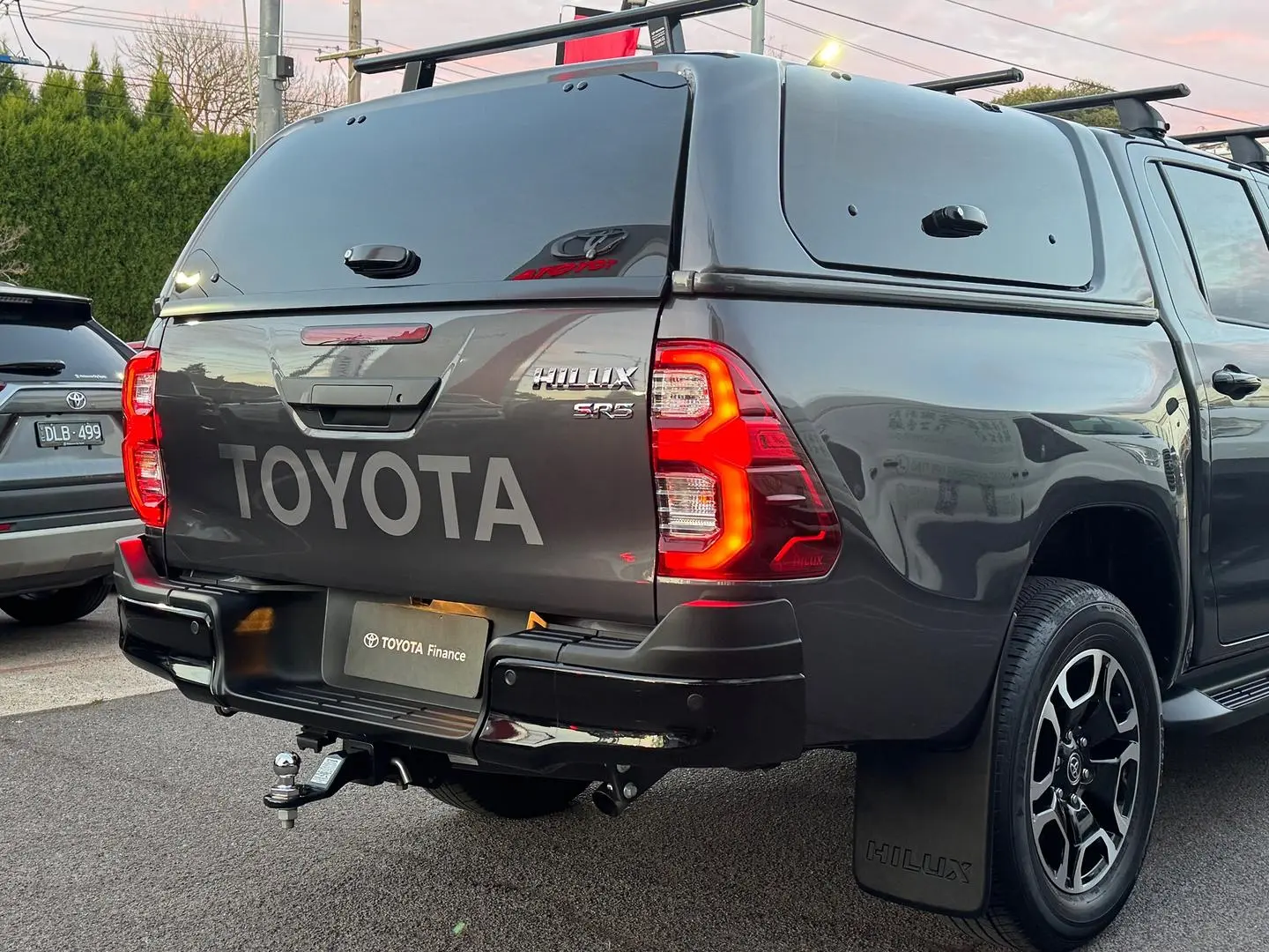 2024 Toyota Hilux Gallery Image 5