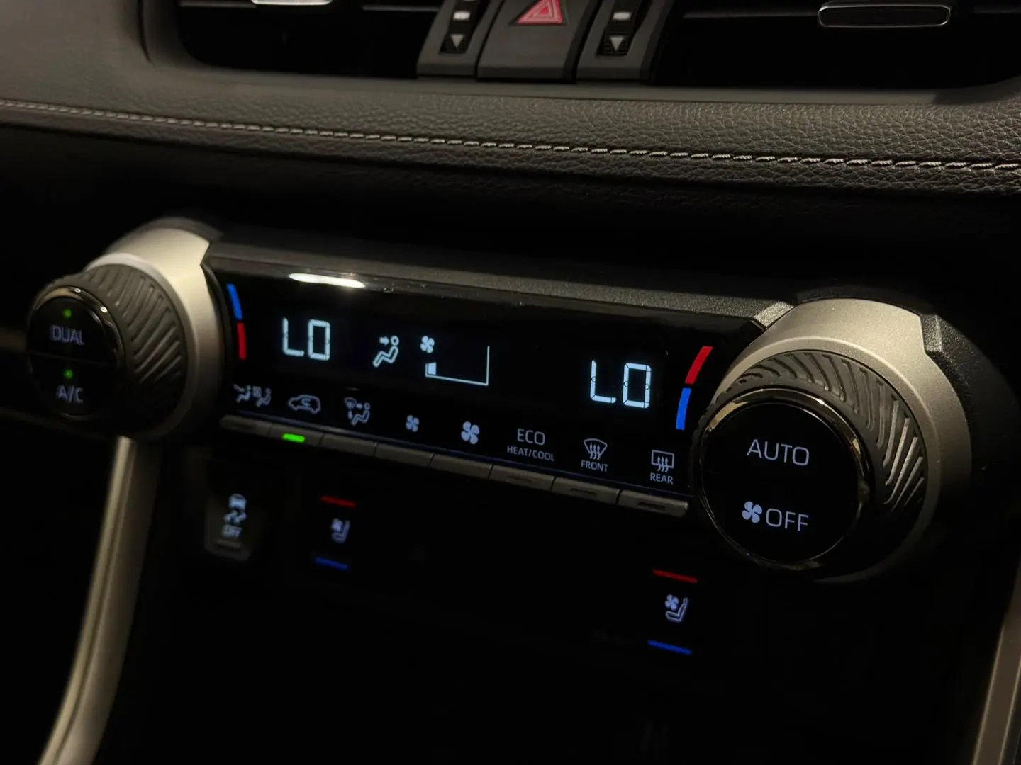 2024 Toyota RAV4 Gallery Image 19