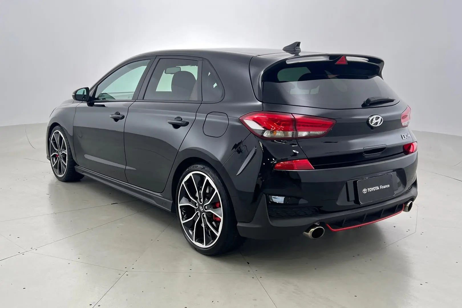 2020 Hyundai i30 Gallery Image 2
