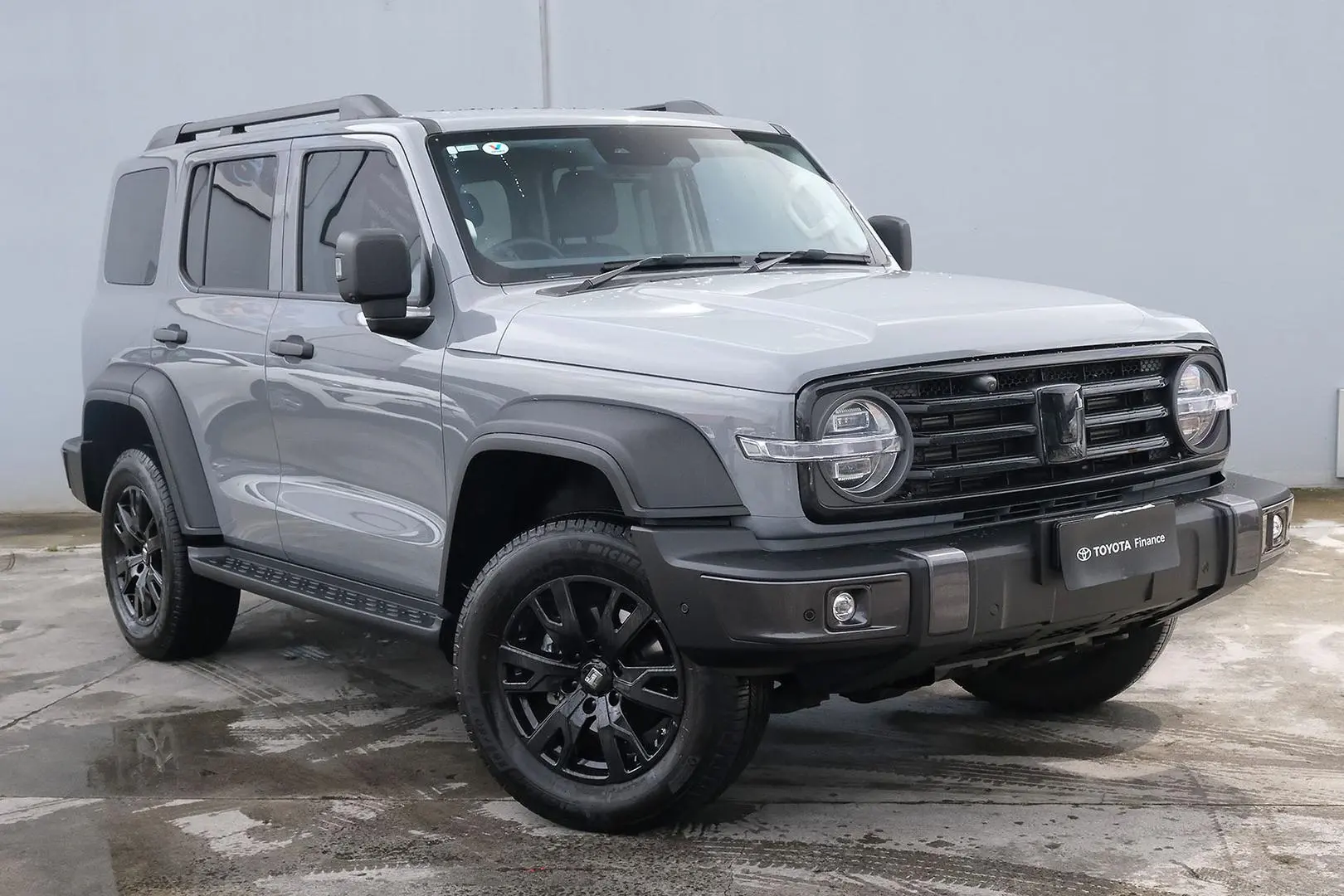 2024 GWM Tank 300 Gallery Image 1