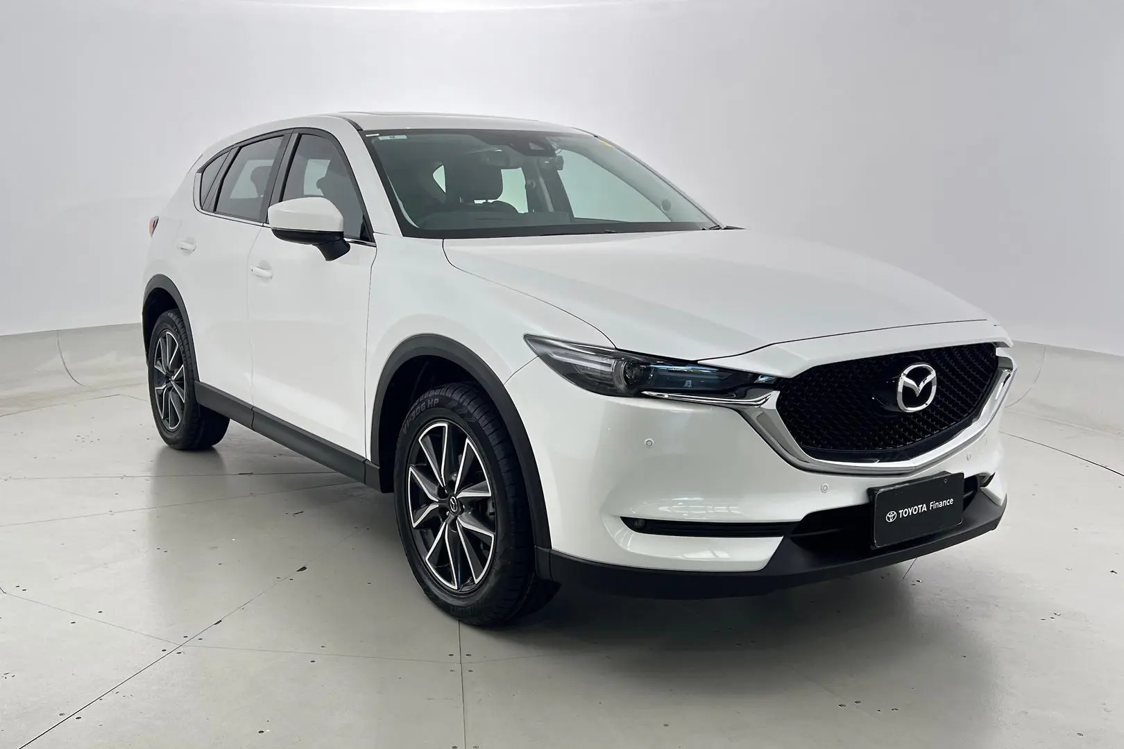 2018 Mazda CX-5 Gallery Image 1