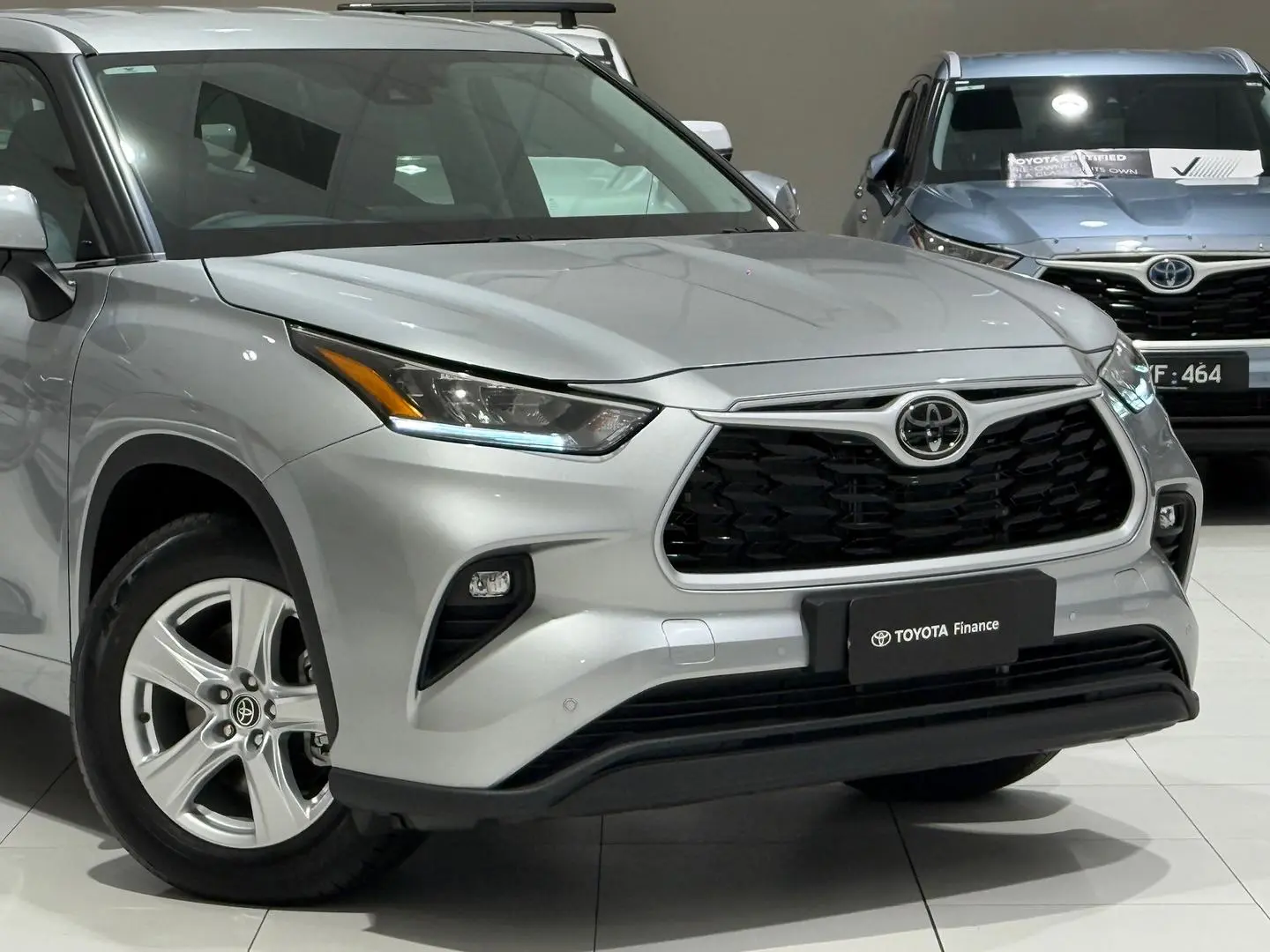 2024 Toyota Kluger Gallery Image 3