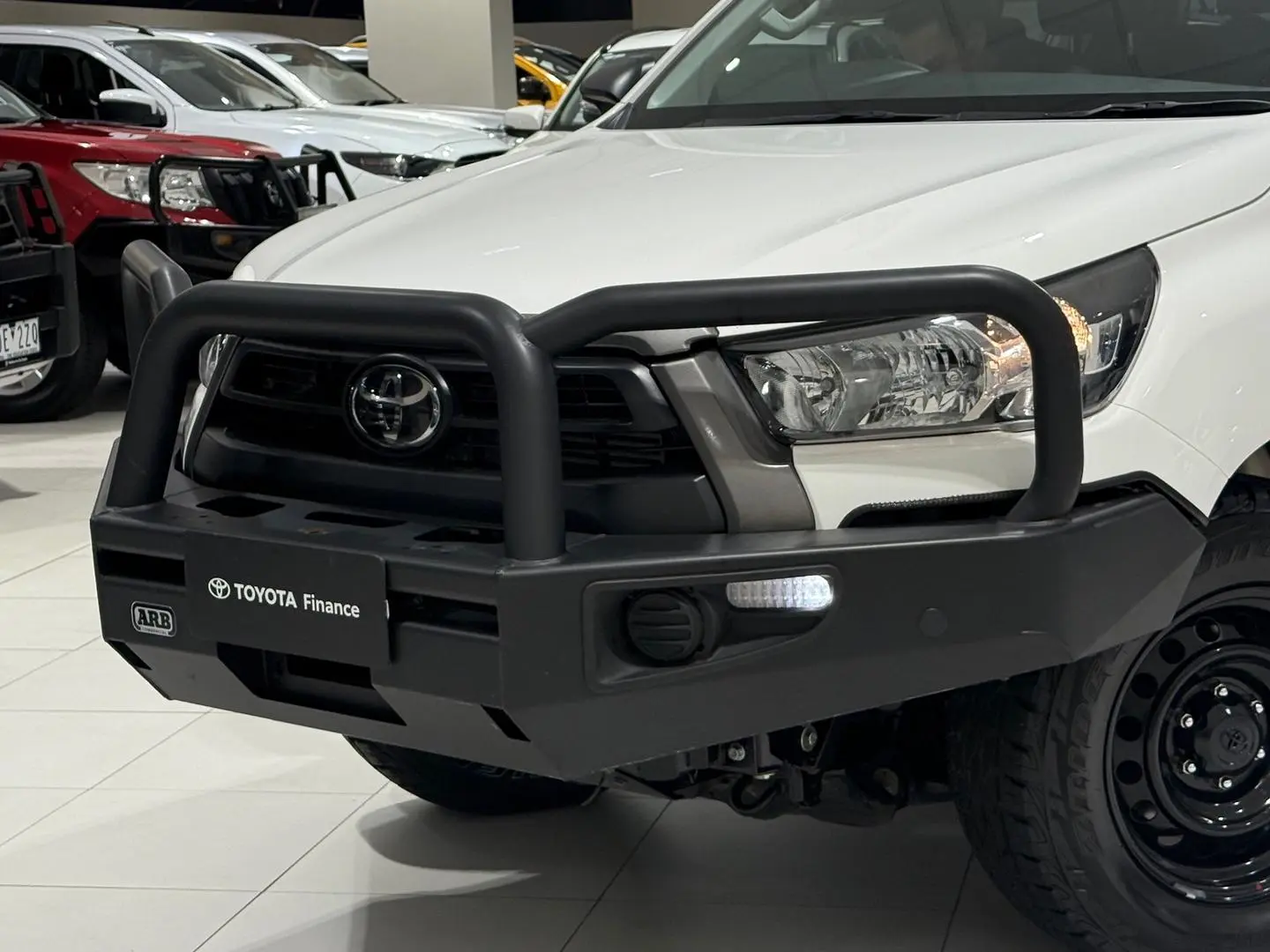 2022 Toyota Hilux Gallery Image 8