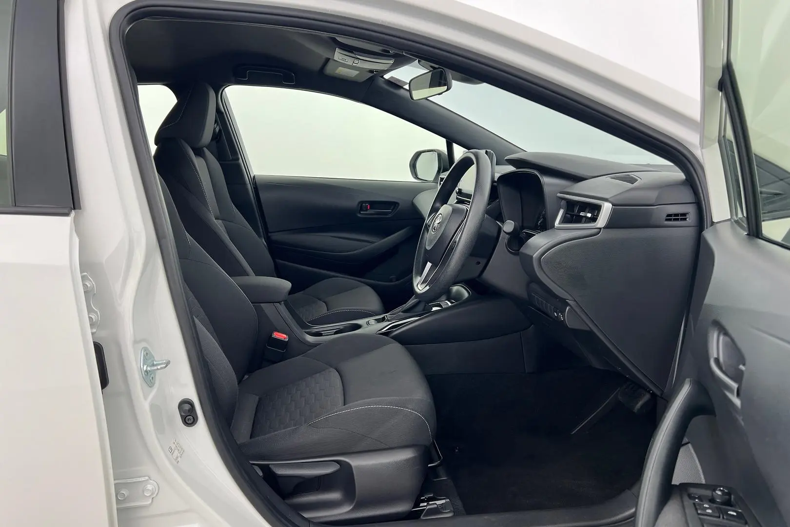 2022 Toyota Corolla Gallery Image 11