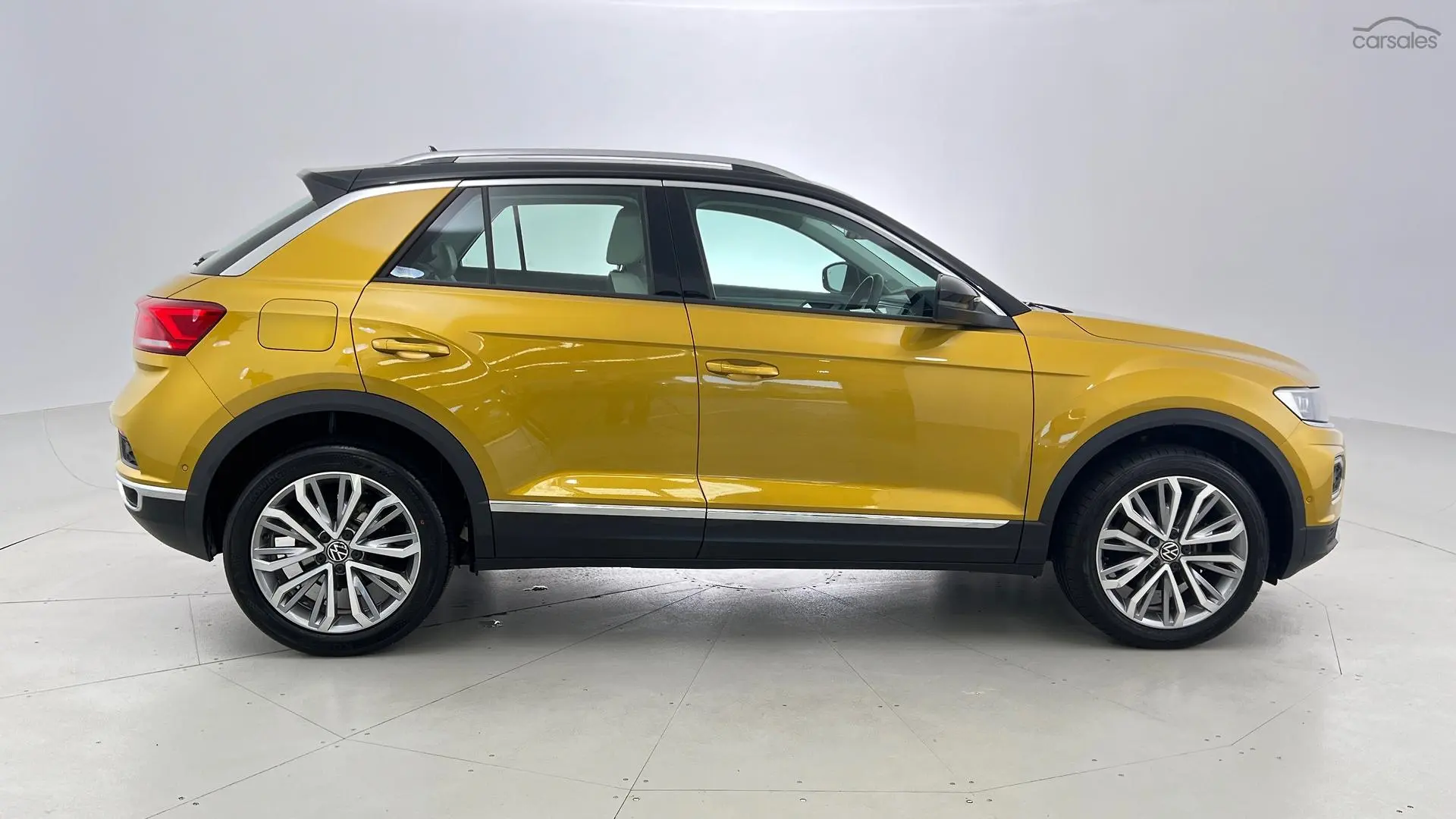 2021 Volkswagen T-Roc Image 5