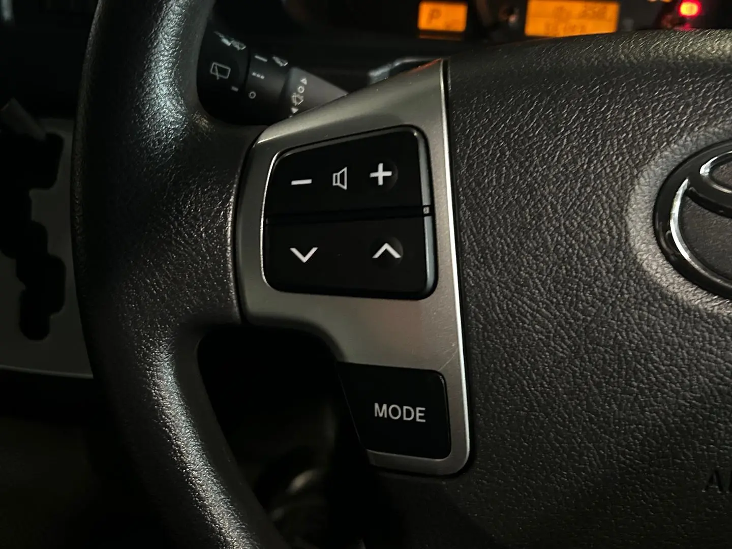 2018 Toyota Hiace Gallery Image 22