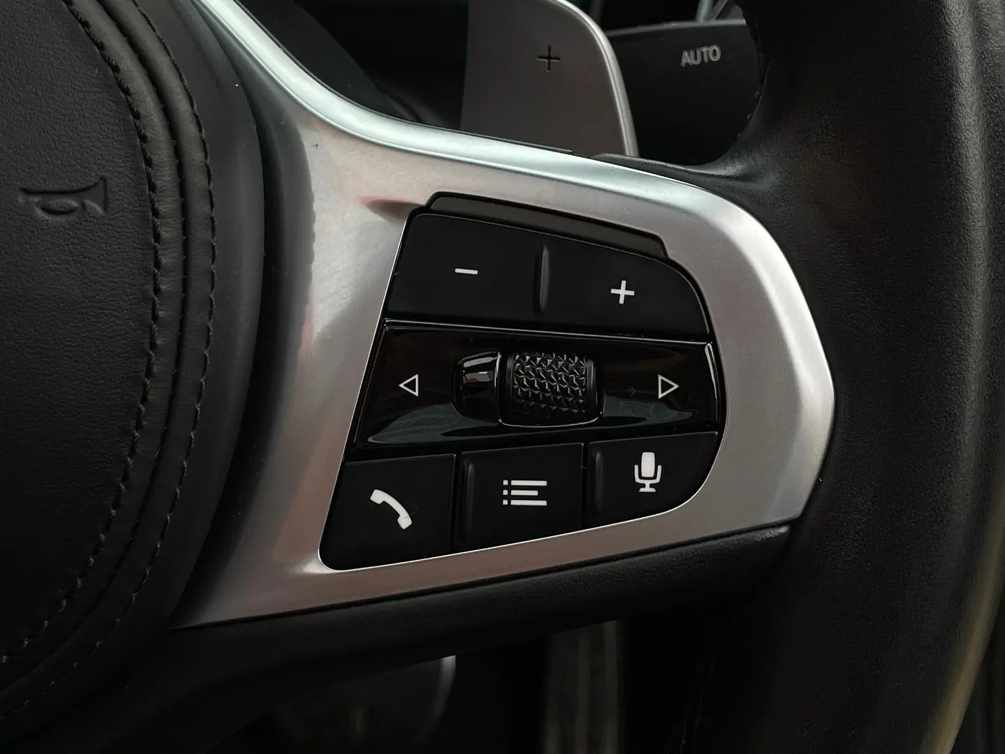 2021 BMW 3 Series Gallery Image 23