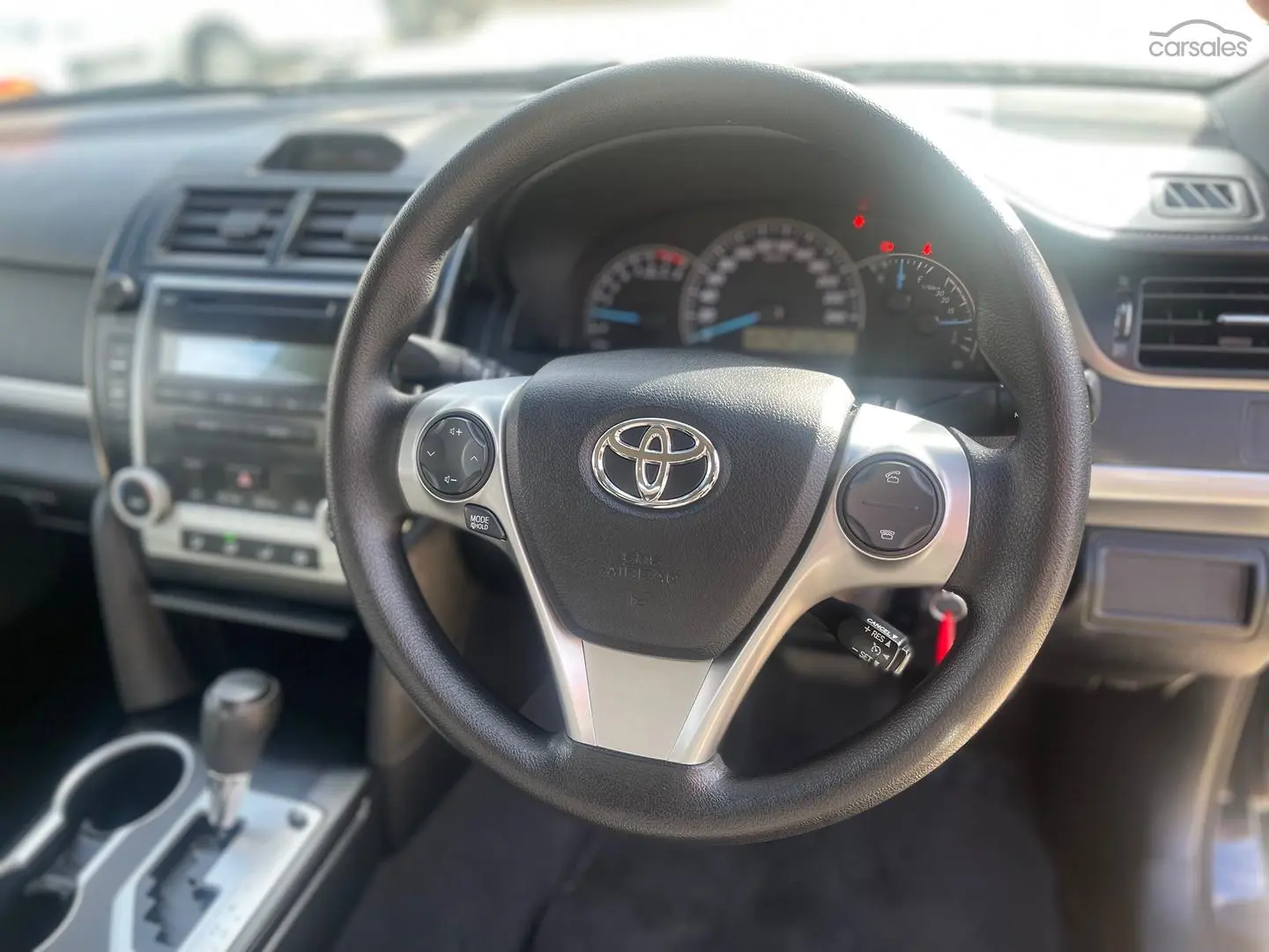 2013 Toyota Camry Image 11