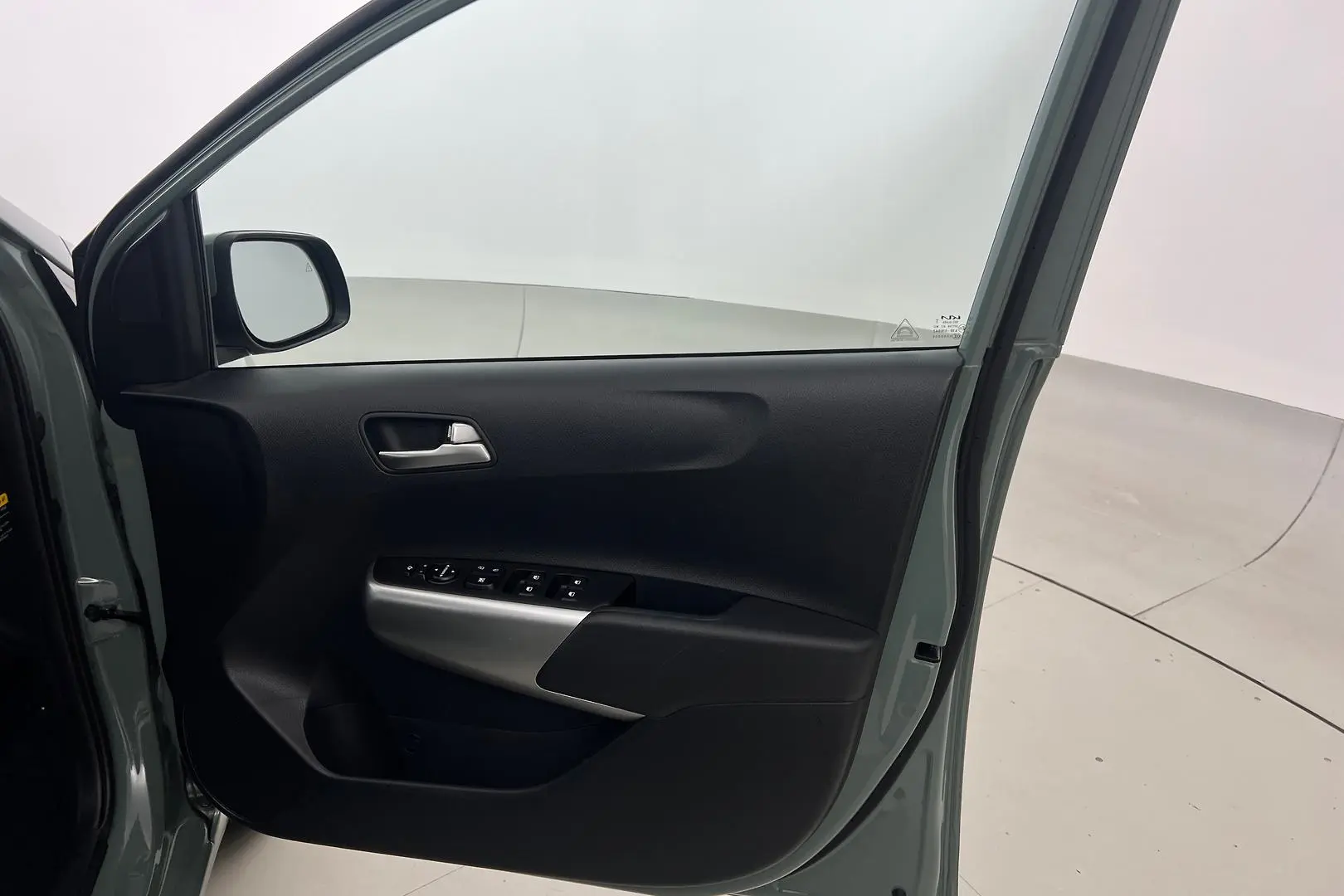 2024 Kia Picanto Gallery Image 17