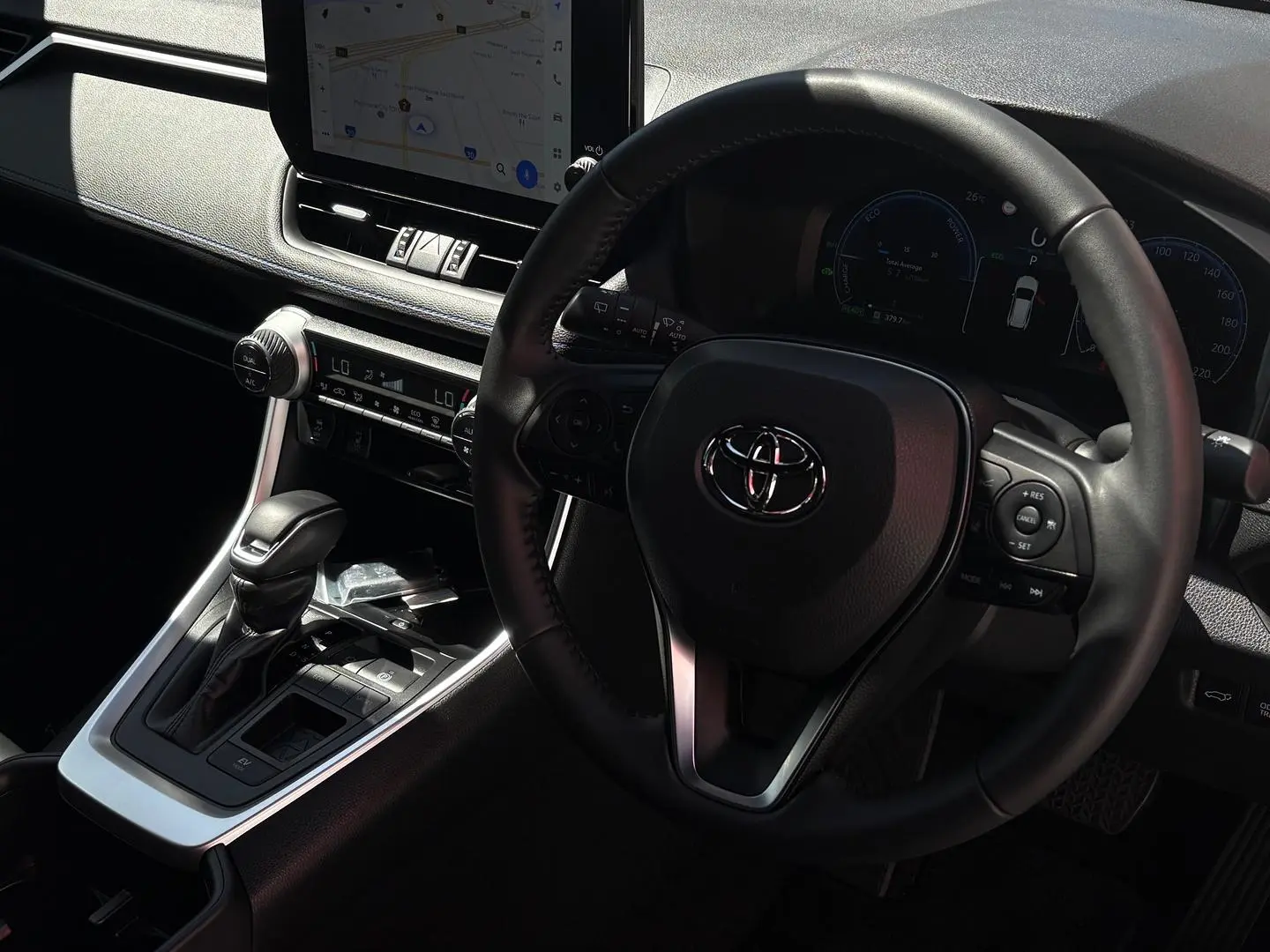 2024 Toyota RAV4 Gallery Image 12