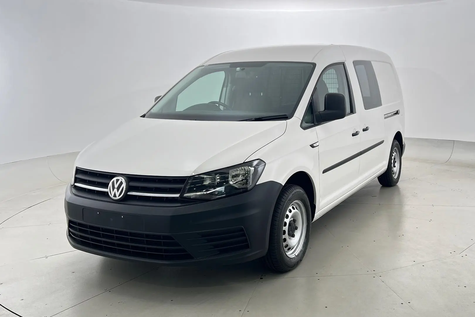 2020 Volkswagen Caddy Gallery Image 9