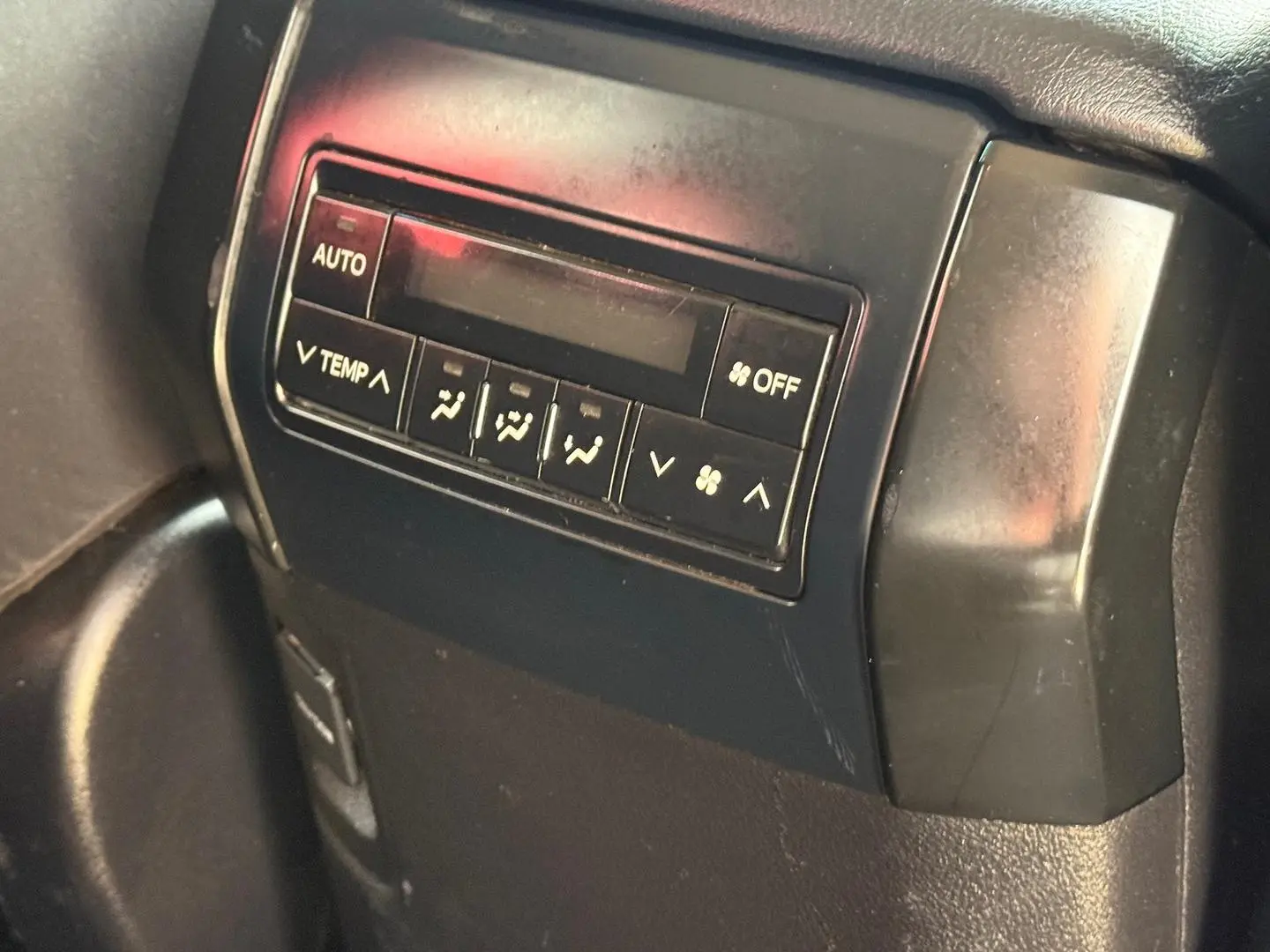 2020 Toyota Landcruiser Prado Gallery Image 22