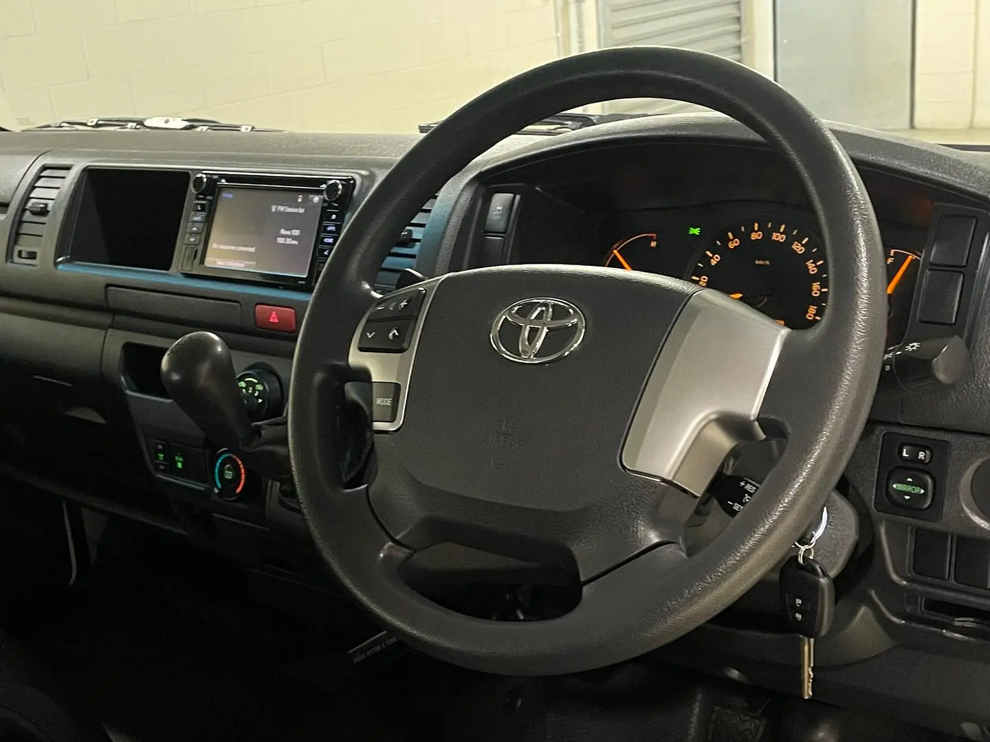 2018 Toyota Hiace Gallery Image 14