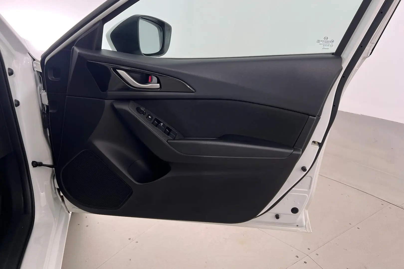 2015 Mazda 3 Gallery Image 13