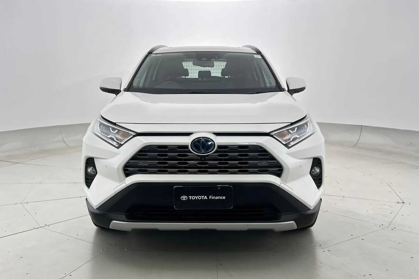 2019 Toyota RAV4 Gallery Image 10