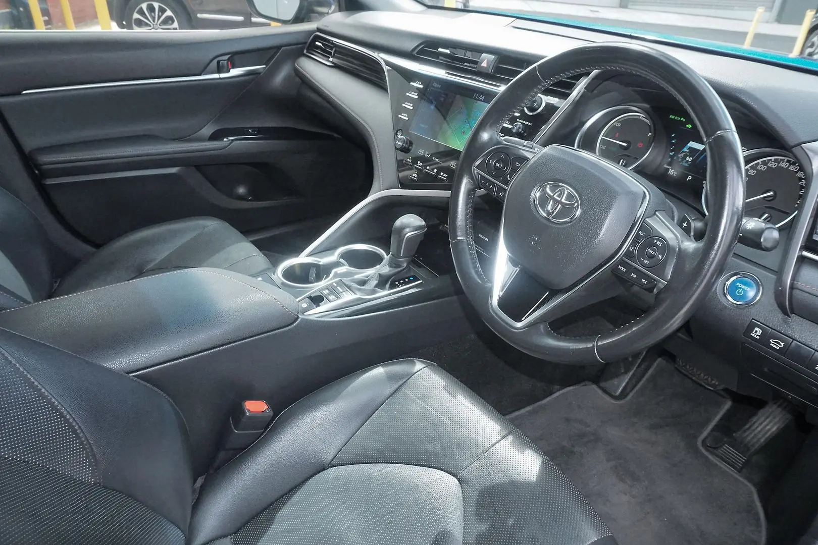 2018 Toyota Camry Gallery Image 17