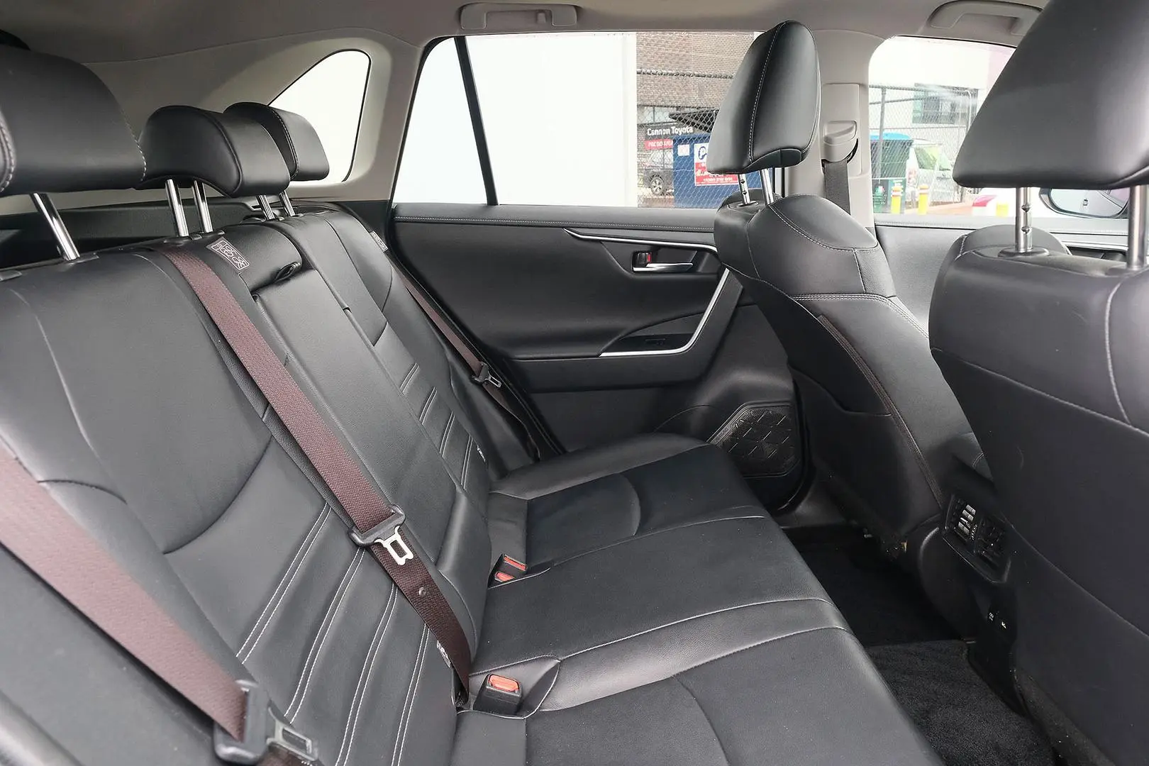 2021 Toyota RAV4 Gallery Image 13