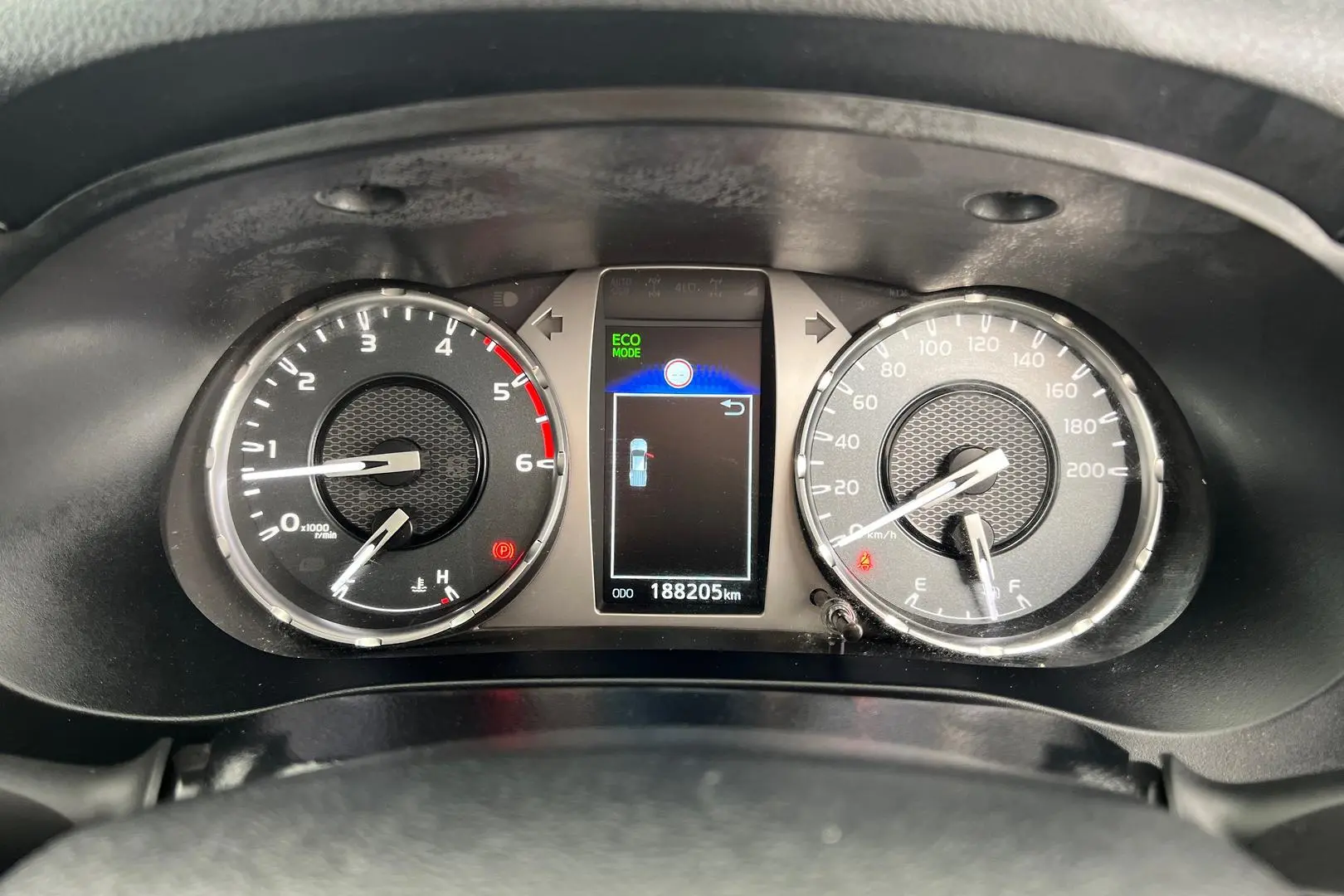 2020 Toyota Hilux Gallery Image 17