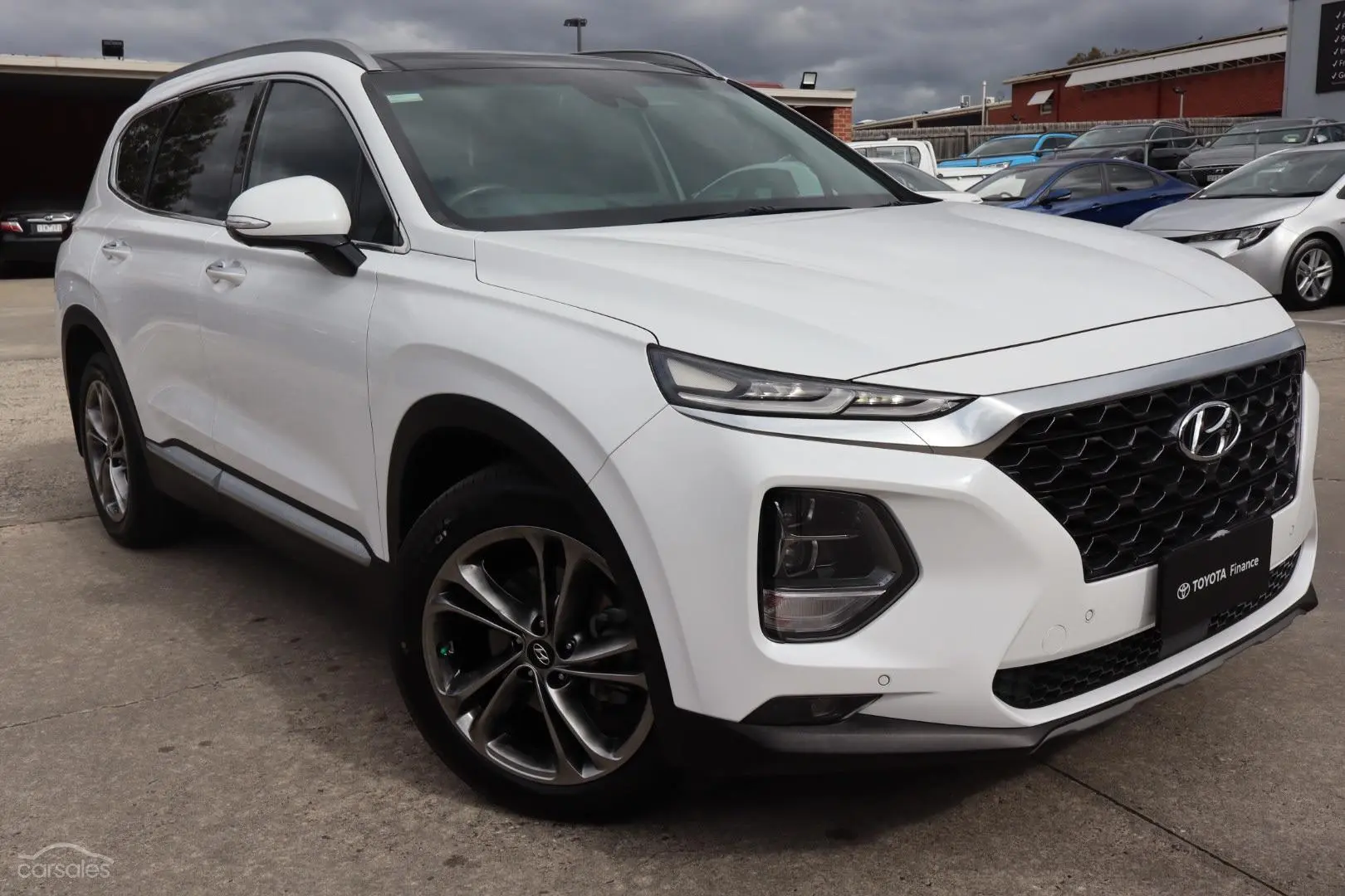 2018 Hyundai Santa Fe Image 3