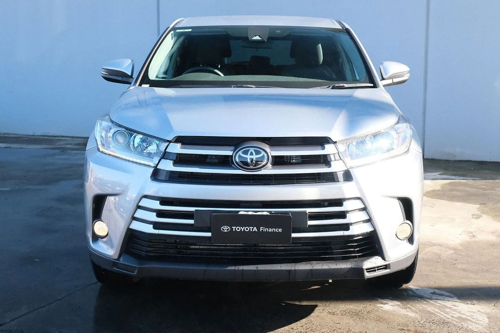 2019 Toyota Kluger Gallery Image 3