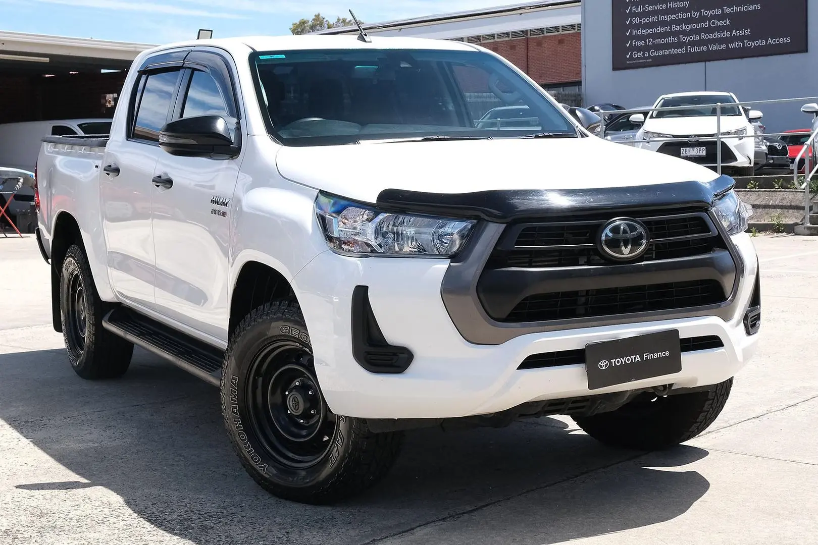 2020 Toyota Hilux Gallery Image 1