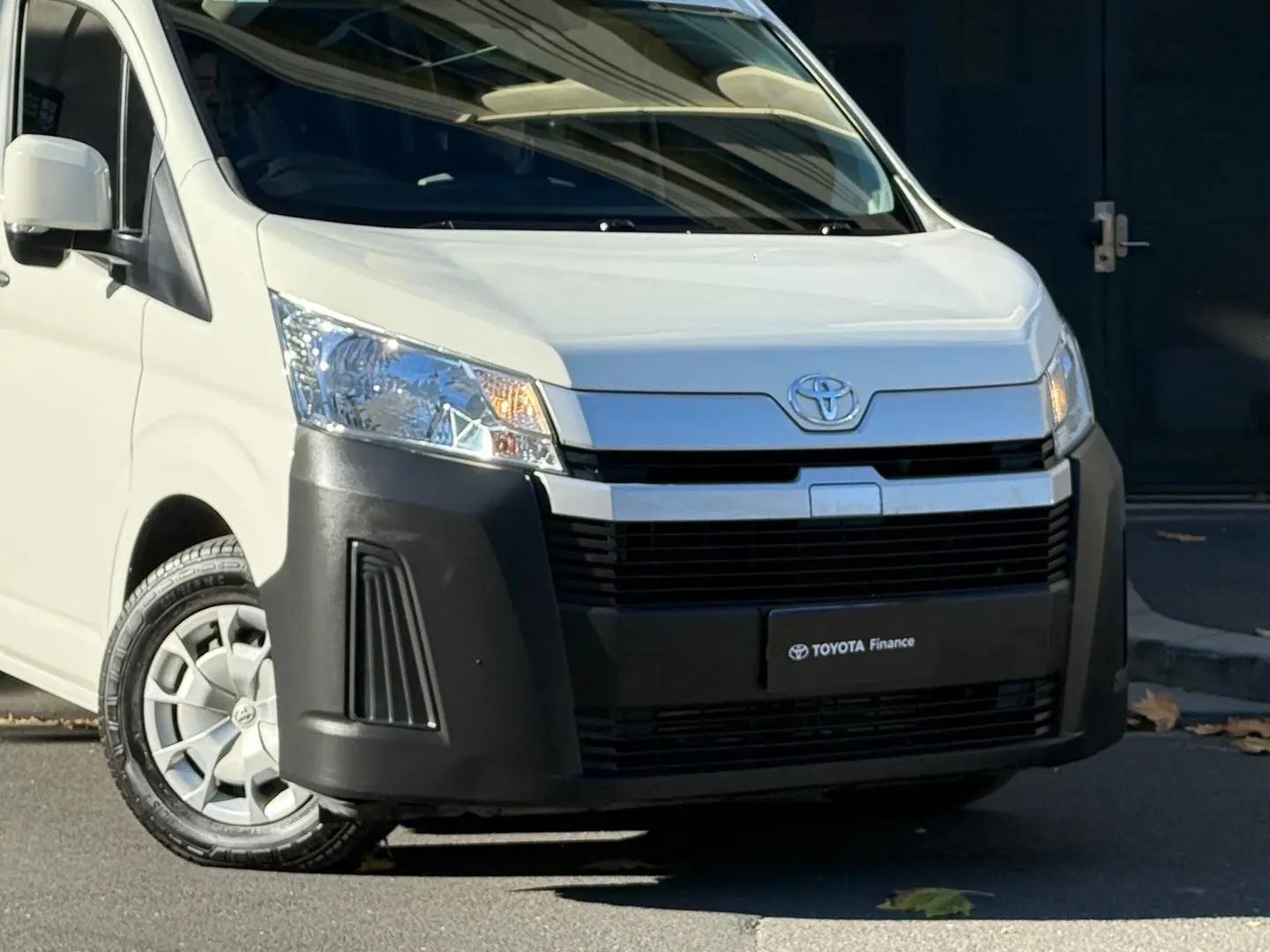2020 Toyota Hiace Gallery Image 3