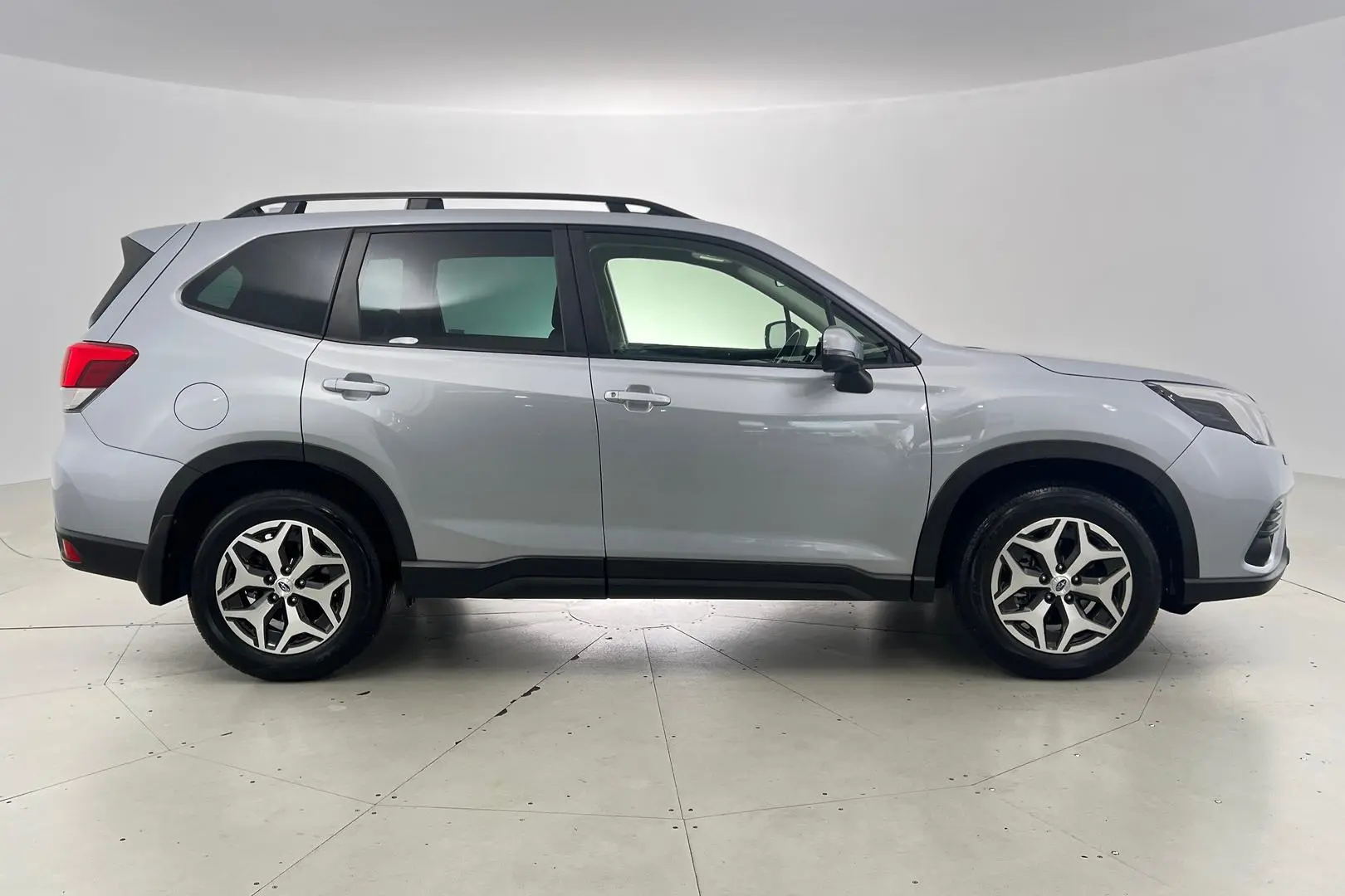 2023 Subaru Forester Gallery Image 5
