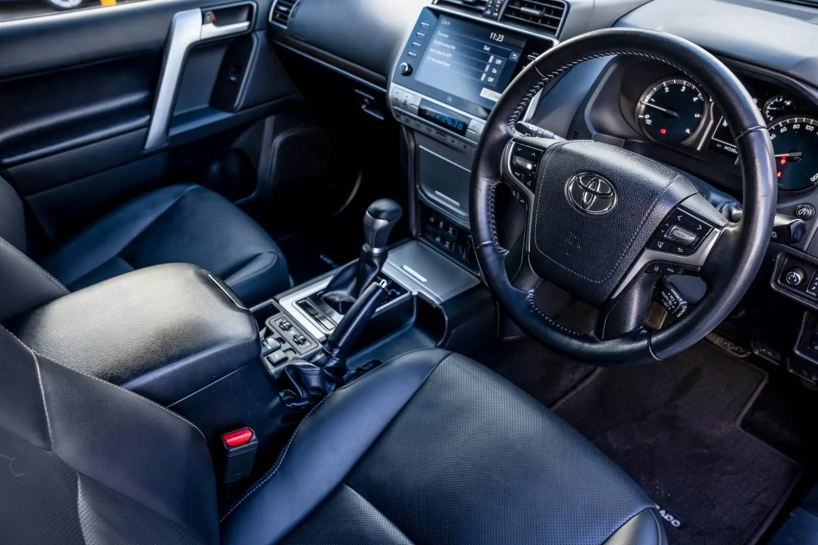 2022 Toyota Landcruiser Prado Gallery Image 6