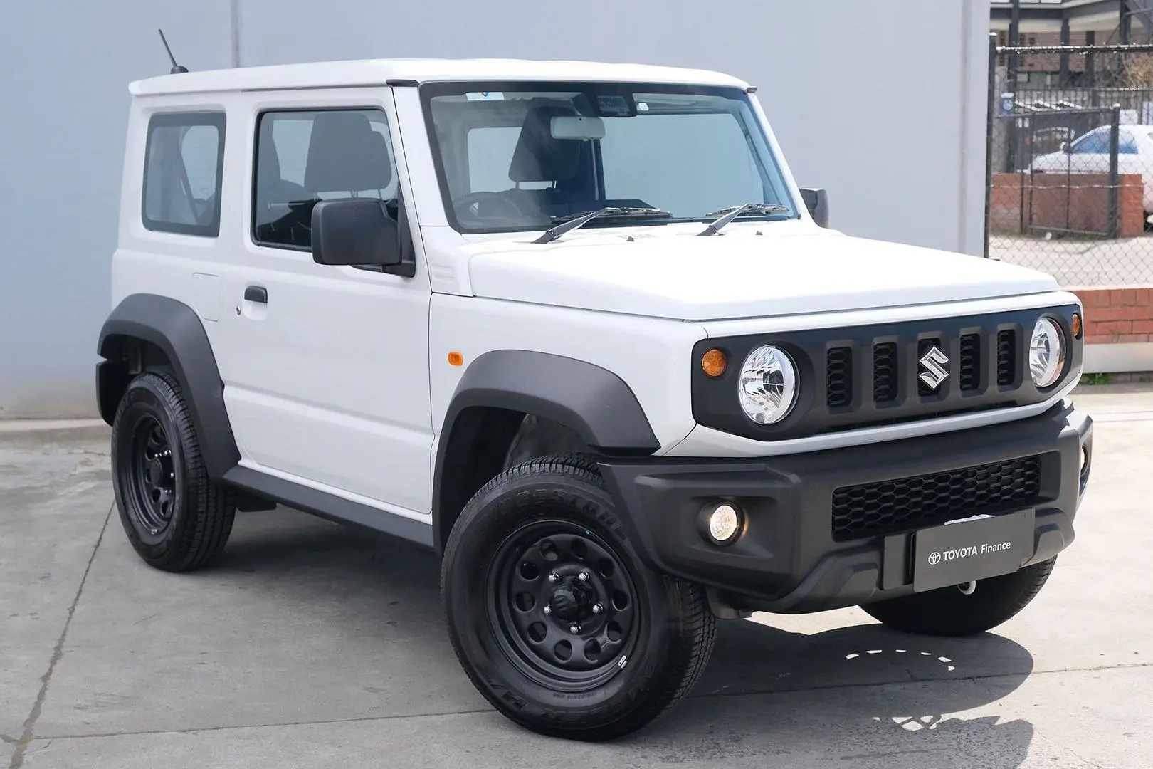 2022 Suzuki Jimny Gallery Image 1