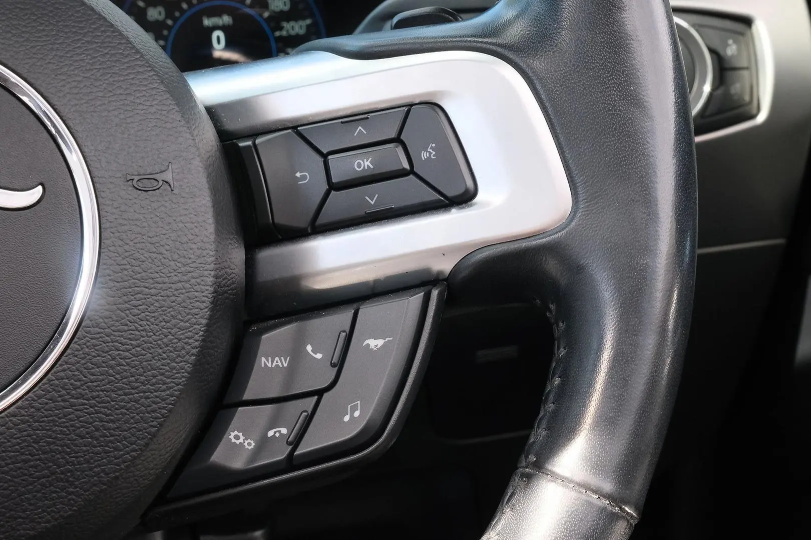 2018 Ford Mustang Gallery Image 15