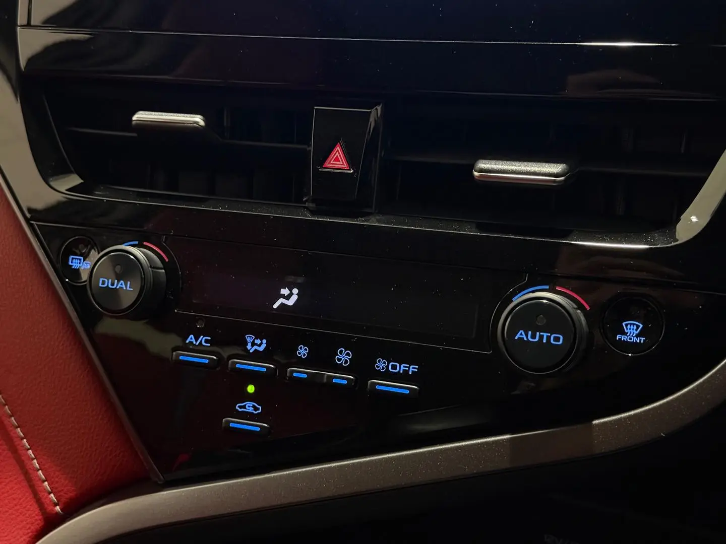 2023 Toyota Camry Gallery Image 19