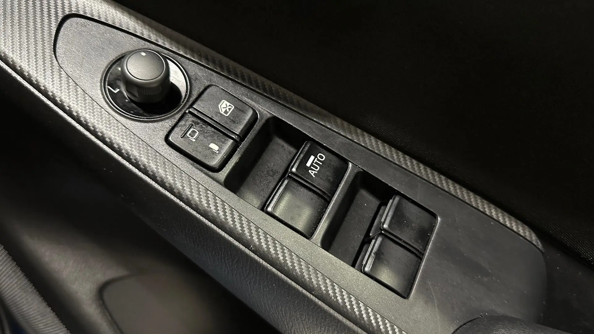 2019 Mazda 2 Gallery Image 17