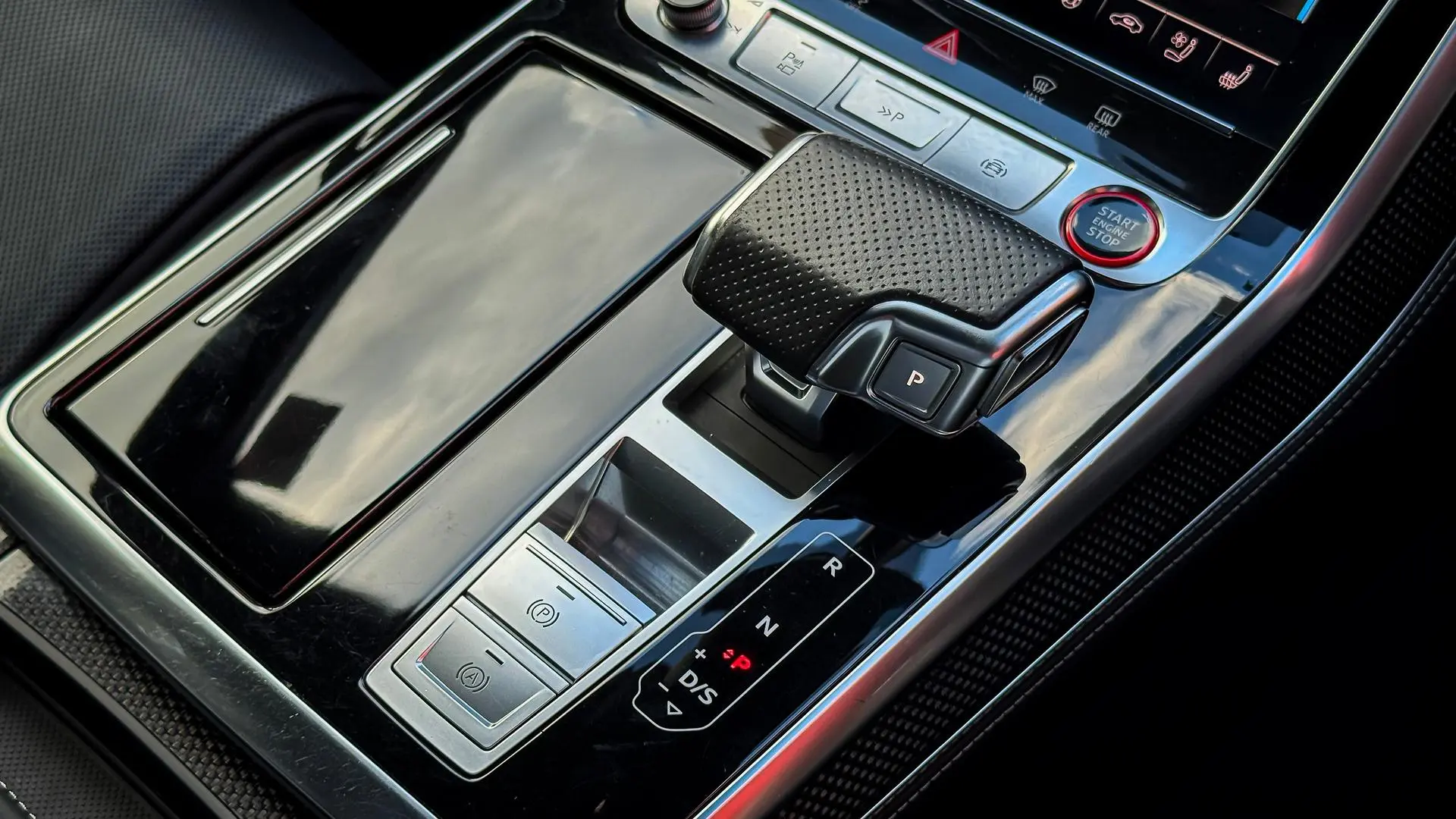 2021 Audi SQ7 Gallery Image 44