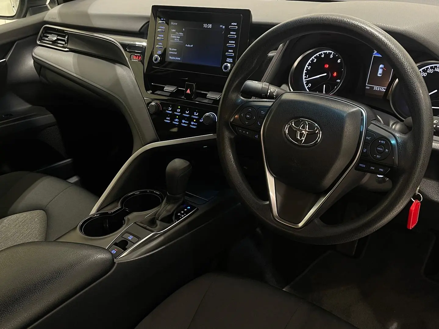 2024 Toyota Camry Gallery Image 12