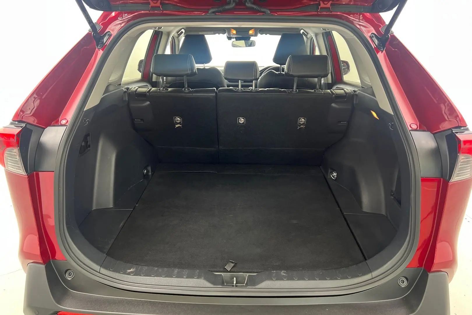 2020 Toyota RAV4 Gallery Image 24
