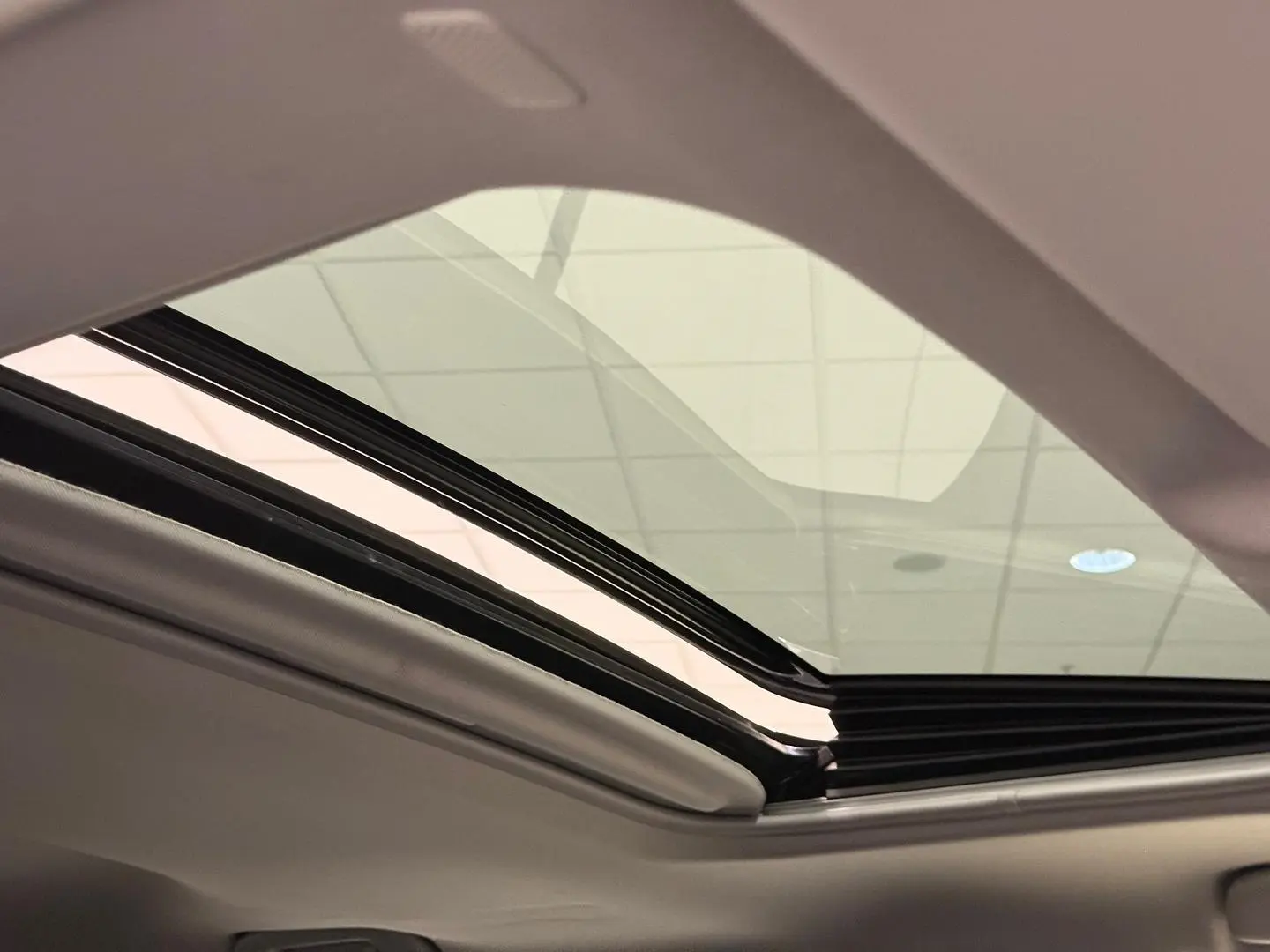 2024 Toyota RAV4 Gallery Image 15