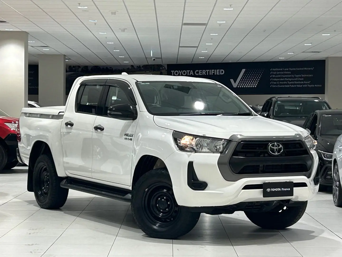 2022 Toyota Hilux Gallery Image 1