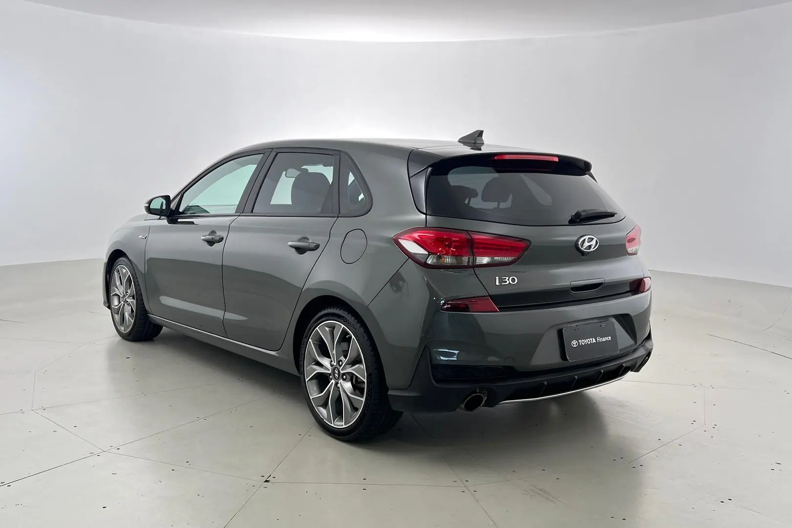 2021 Hyundai i30 Gallery Image 8