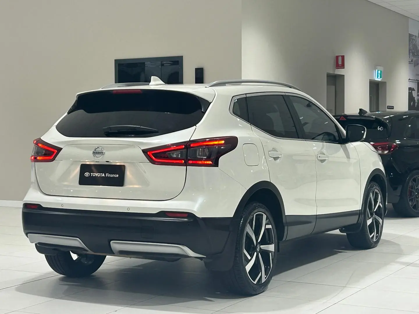 2020 Nissan QASHQAI Gallery Image 10