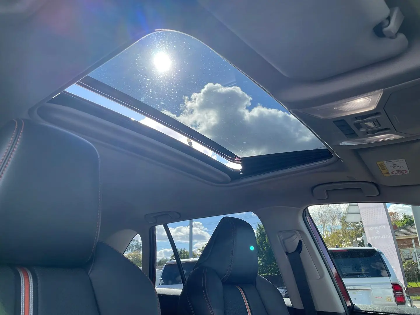2023 Toyota RAV4 Gallery Image 25