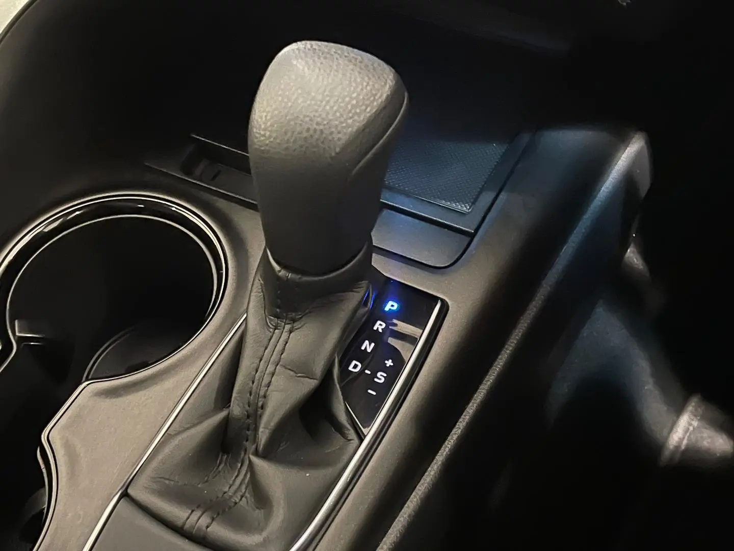 2024 Toyota Camry Gallery Image 18
